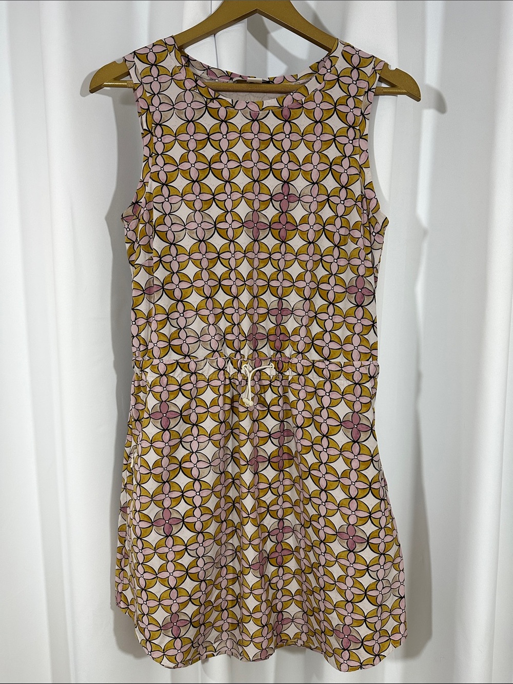 Tilley Geometric Print Sleeveless Dress Size Small Travel Dress Summer